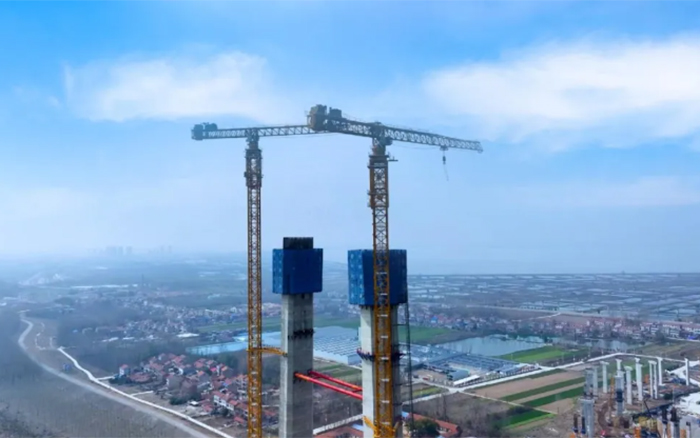 冲刺！！尊凯实业XGT2230A-100S助建武汉双柳长江大桥