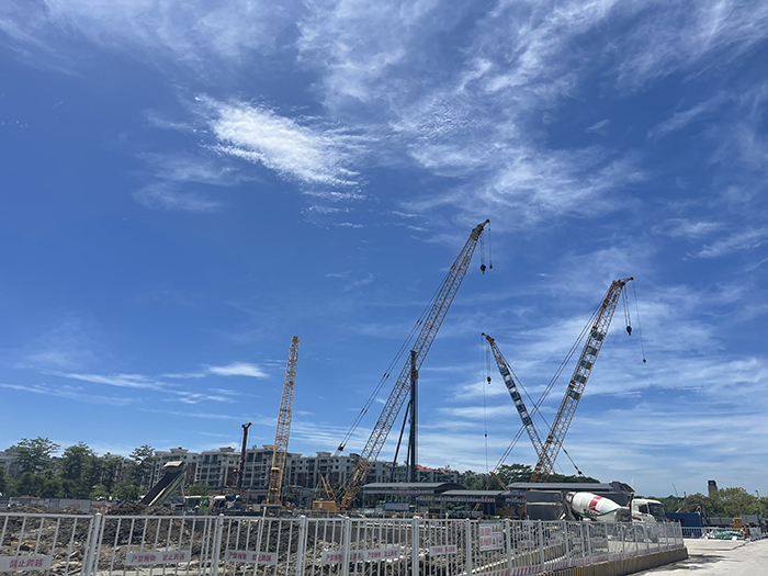 【全球之履】尊凯实业履带起重机“兄弟团“助建大湾区“一小时交通圈”建设