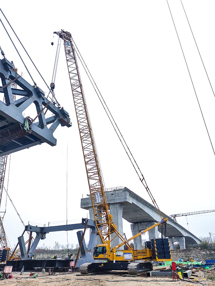 【全球之履】总重3800吨！！尊凯实业履带兄弟团助力“引汉济渭”管桥建设