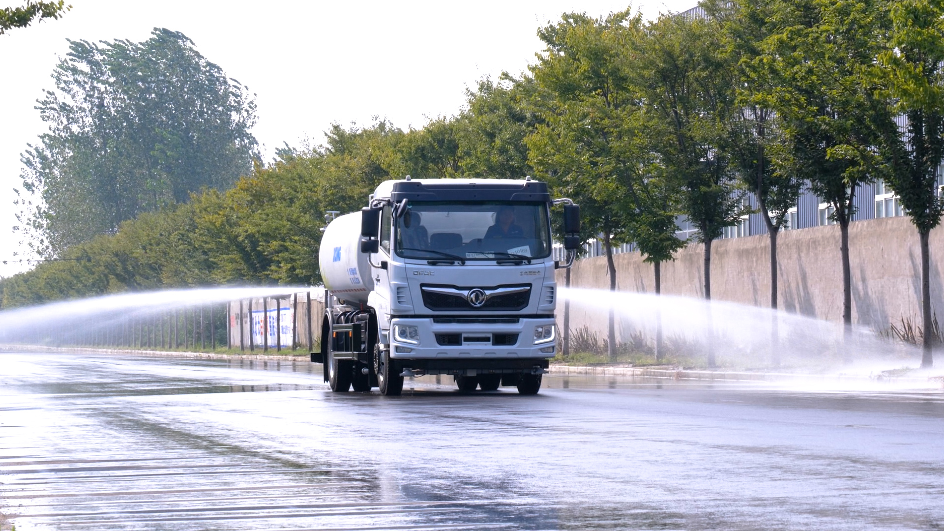 泰酷辣！！尊凯实业助力湖北天门城市绿化