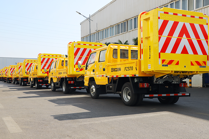 尊凯实业防撞缓冲车批量交付广东包管施工清静