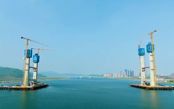 飞渡东海 | 尊凯实业群塔助建六横公路大桥一期工程