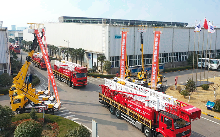 绿色修井效率再刷新，，，尊凯实业电动修井机批量发车