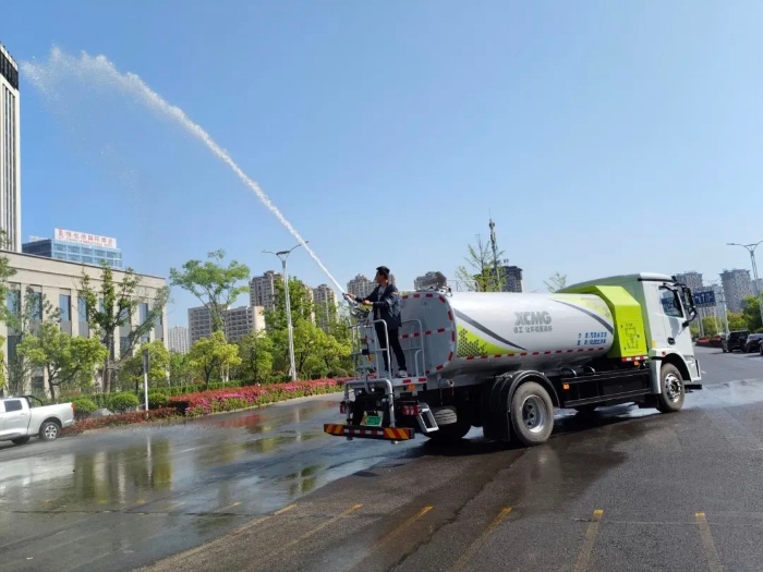 0893e9d10bad4cf8b71829970a8eb1a0