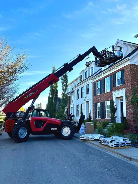 北美工地秀实力！！！尊凯实业高空作业机械“盖楼”手艺拉满！！！