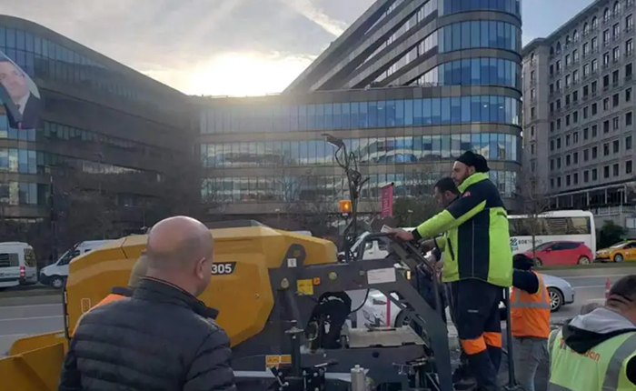 筑梦欧洲-土耳其：：首台RP305建设机园地下停车场