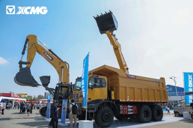 1f93a8e8749c41bcac0fe774c7a45809