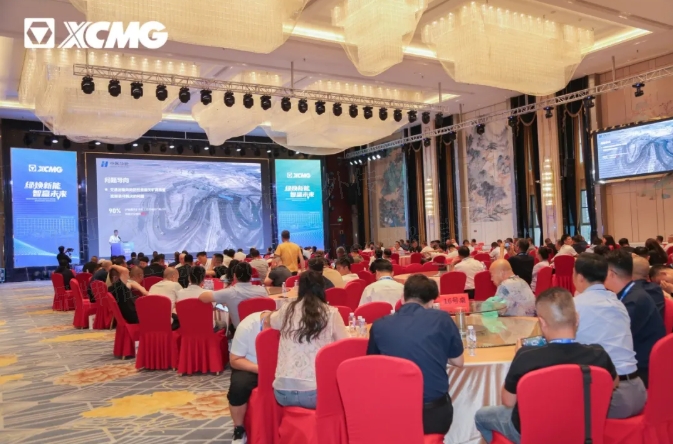 896e684ed47c41f79a12133654466f35