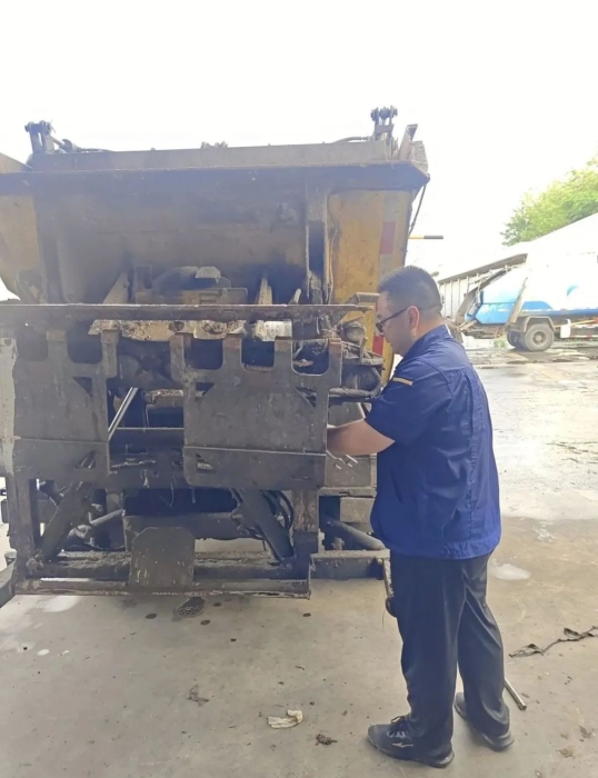 943a8596373040c6bca0a6a3a936d4b2