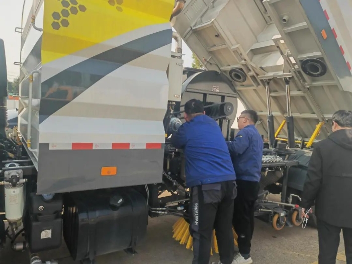 e5db45d27ebd46eb84d96f4f0d24b884