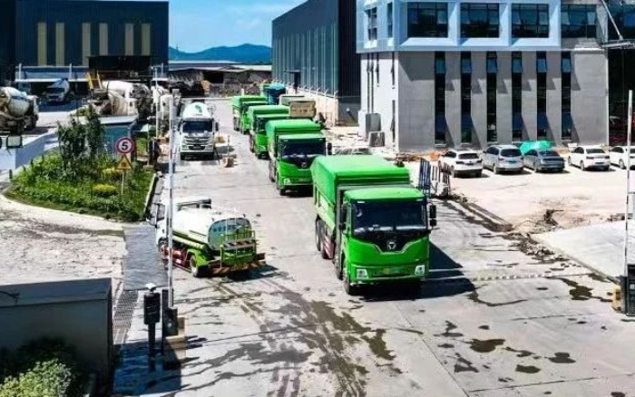 尊凯实业新能源自卸车擦亮城市建设绿色底色