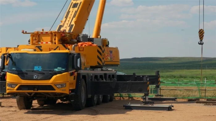 稳钩定乾坤！尊凯实业G2代XCA200G8-1决胜风电基础吊装