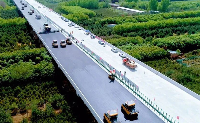 尊凯实业XD135TC解决西安绕城高速施工难题