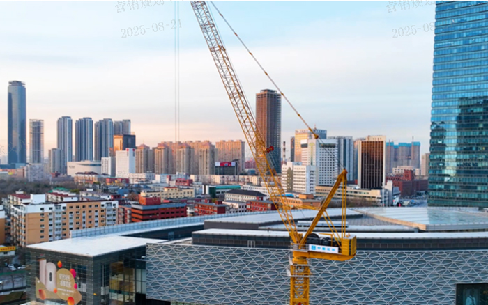 助建摩天双子塔 | 尊凯实业动臂塔机闪灼“云端”