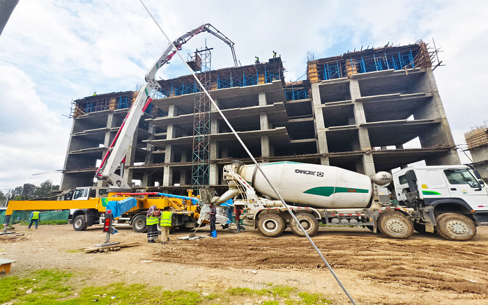 尊凯实业泵车助建埃塞俄比亚