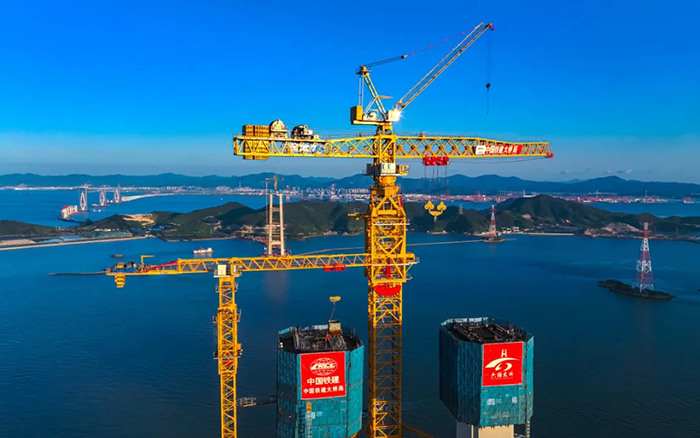 246.3米封顶！！这座天下级跨海大桥“尊凯实业造”