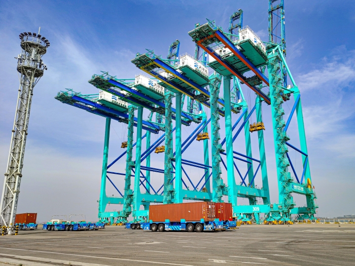 百台集群，百万箱量！！尊凯实业AGV打造智慧口岸“中国标杆”