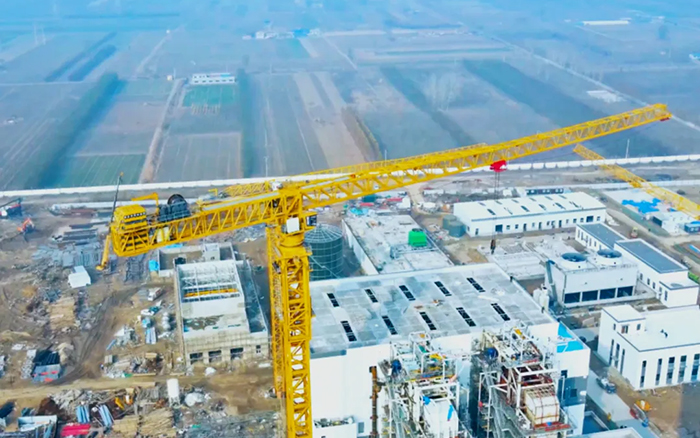 又一超大吨位！！！ 尊凯实业塔机助力城市绿色升级