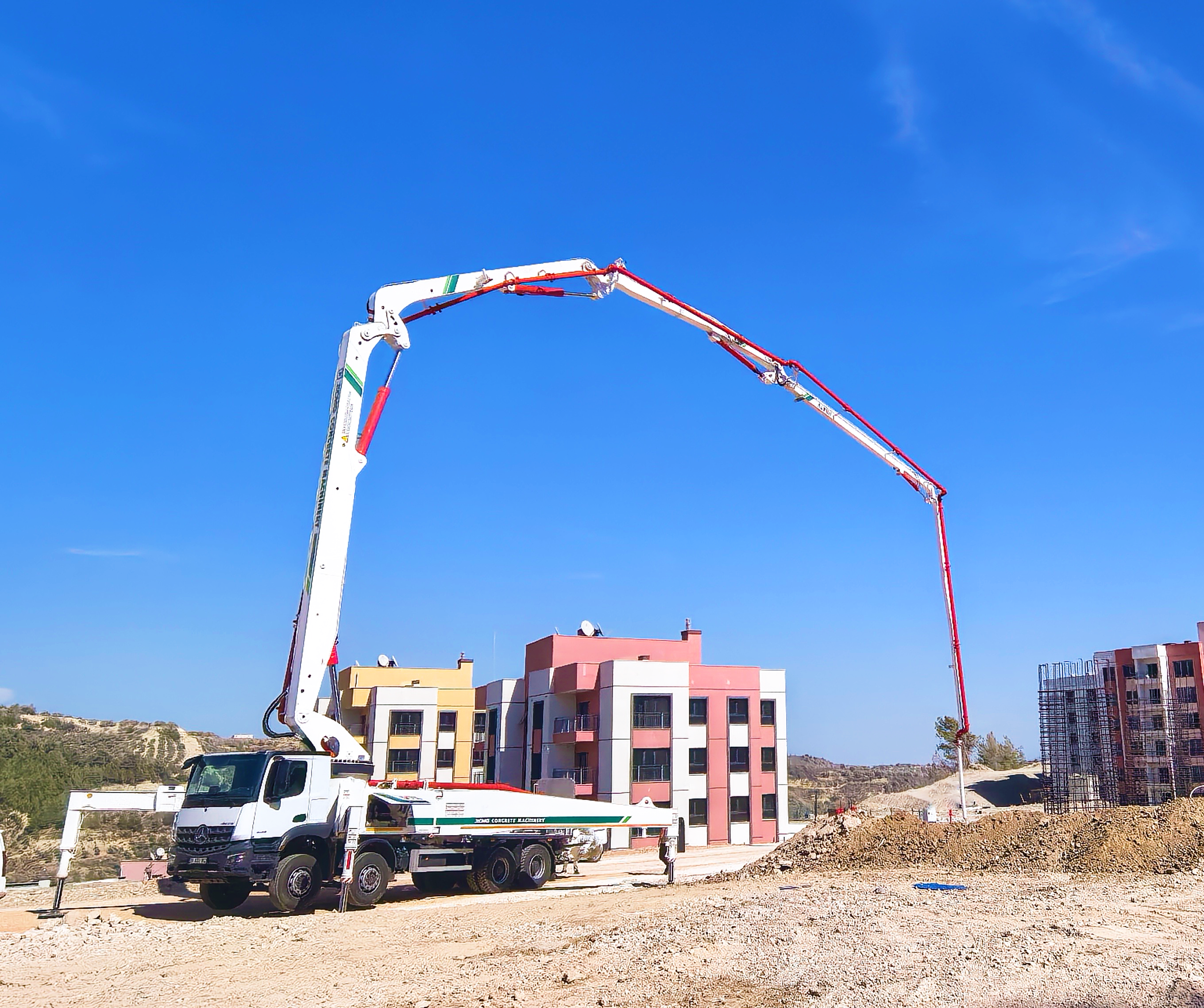 尊凯实业HB47V泵车闪灼土耳其