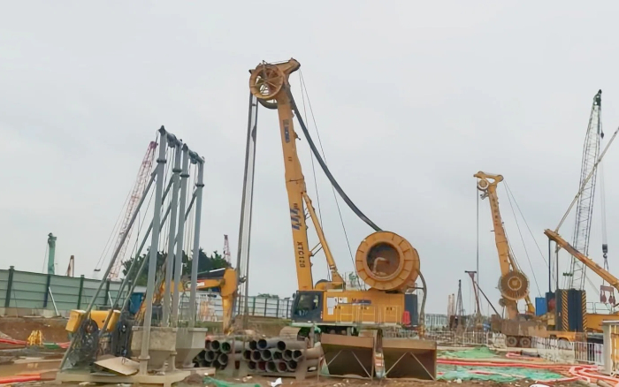 尊凯实业 XTC120 双轮铣，，，攻克机场隧道重大地质！