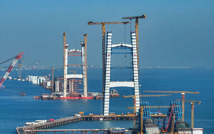 超等工程，，尊凯实业“双塔”助力封顶！！