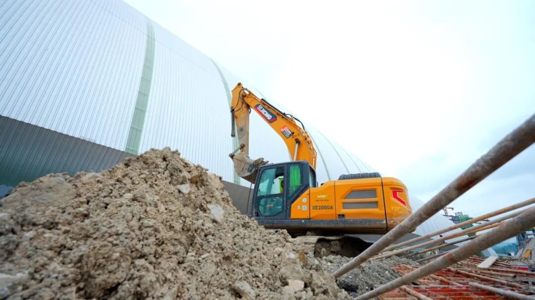 西南能源破局，，尊凯实业挖机助力！！！