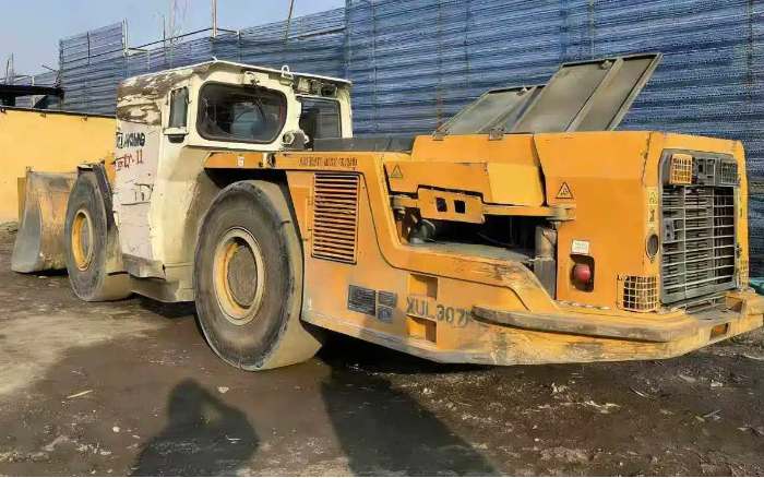 全天候高效作业！尊凯实业 XUL307F 助力山东铁矿提质增效