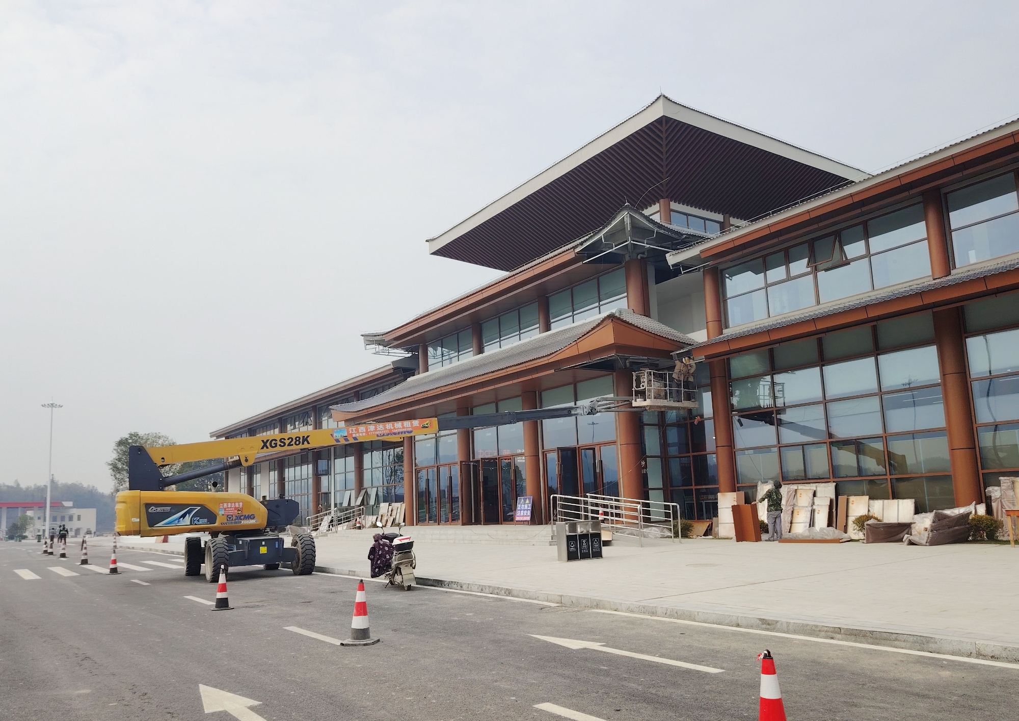 无邪高效筑通途！！！尊凯实业XGS28K助力江西省吉安市峡江服务区施工